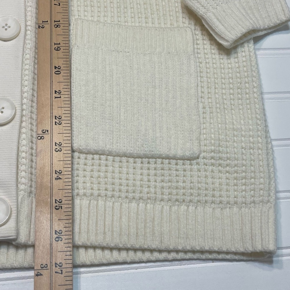 Wilson Cream Cardigan with Red Logo - Picture 5 of 7